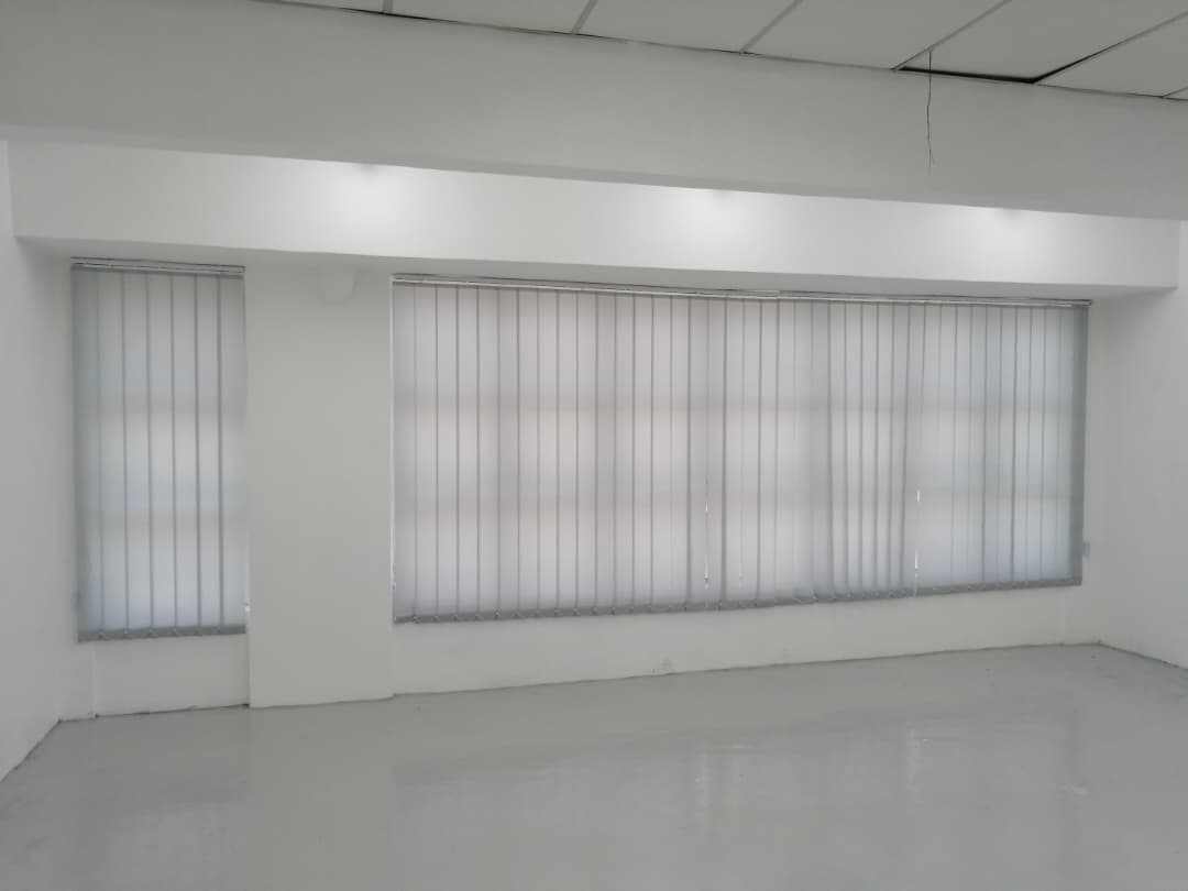 VERTICAL BLINDS